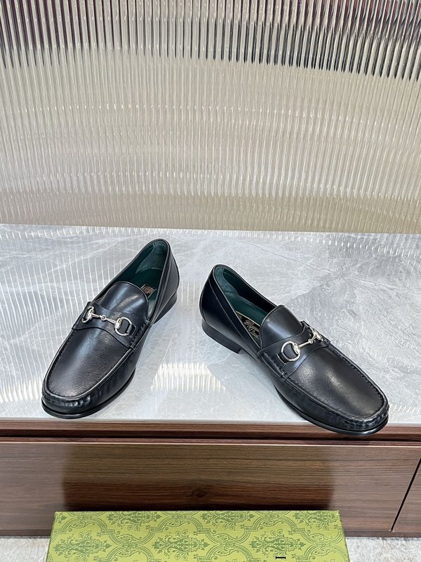 Gucci 남성 말굽 장식 로퍼 001-196472