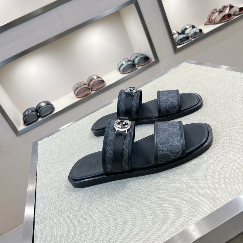Gucci 오리지널 소재 가죽 슬리퍼 001-196559