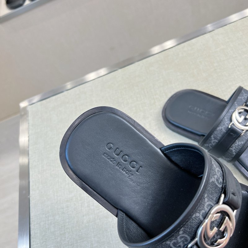 Gucci 오리지널 소재 가죽 슬리퍼 001-196559
