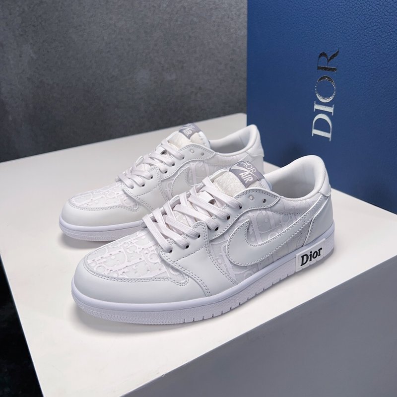Dior 가 화이트 로우탑 캐주얼 운동화 001-196613