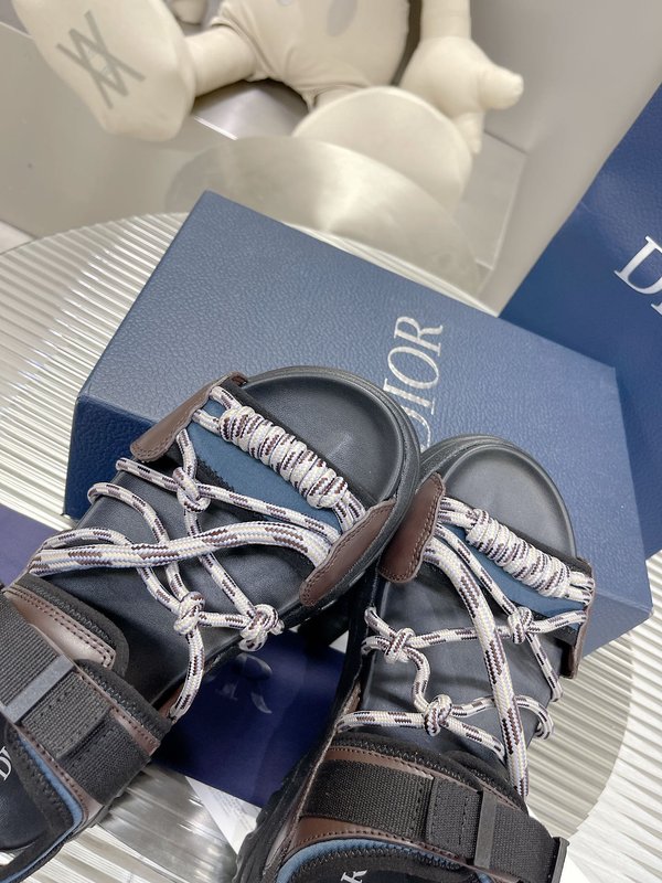 Dior H-Town 블랙 내추럴 샌들 001-196660