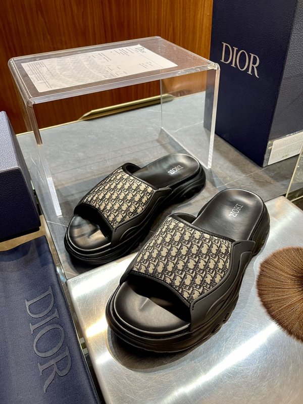 Dior 디오르 오블리크 프린트 소 가죽 슬리퍼 001-196686