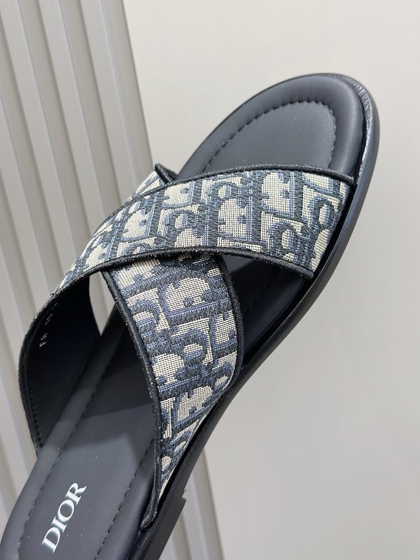Dior Alias 남성 교차 스트랩 가죽 슬리퍼 001-196761