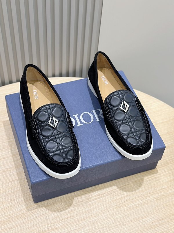 Dior Granville 남성 스웨이드 로퍼 001-196765