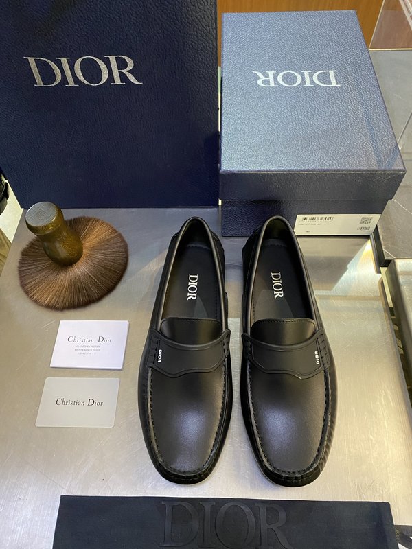 Dior Odeon 소가죽 수제 로퍼 001-196802