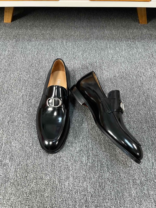 디올 Dior 남성 버니쉬드 에지 비드 구두 001-196834