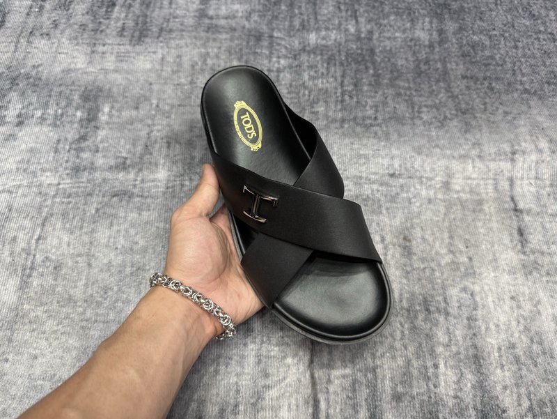 TOD'S 토즈 신규 블랙 슬리퍼 001-197279