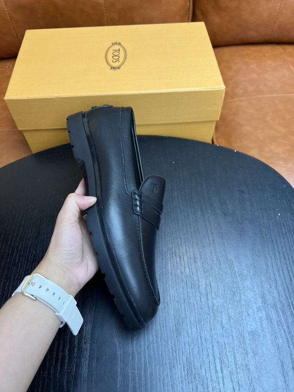 TODS 남성 스웨이드 로퍼 가죽구두 001-197317