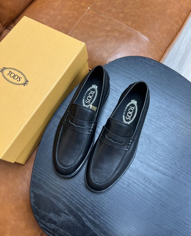 TODS 남성 스웨이드 로퍼 가죽구두 001-197317