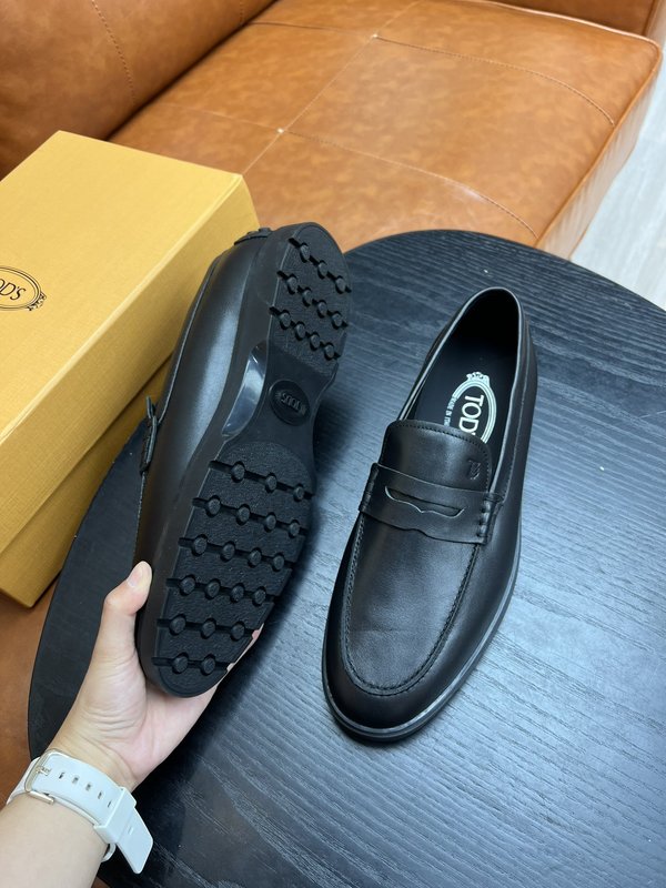 TODS 남성 스웨이드 로퍼 가죽구두 001-197317