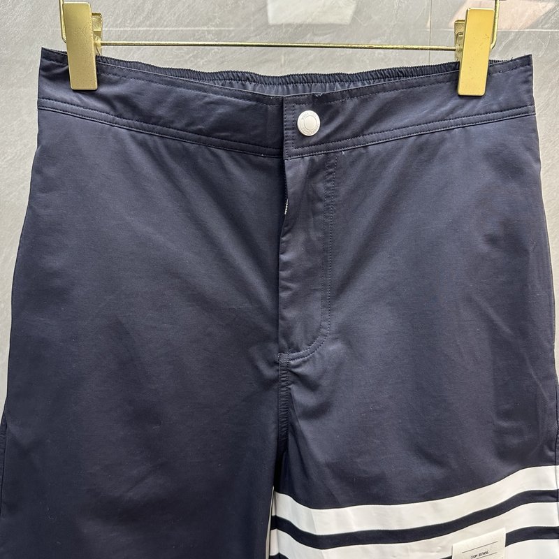Thom Browne 봄여름 네 줄 숏팬츠 001-197320