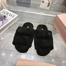 MIUMIU 클래식 가을 겨울 레터 퍼 슬리퍼 001-200743