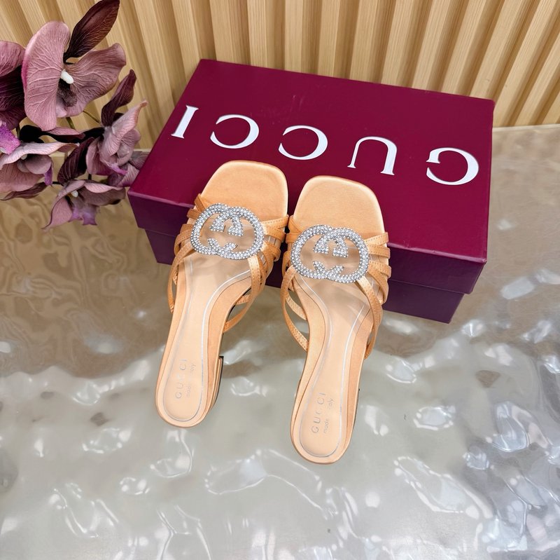 구찌早春 라인스톤 더블 G 스트랩 힐 샌들 001-201336