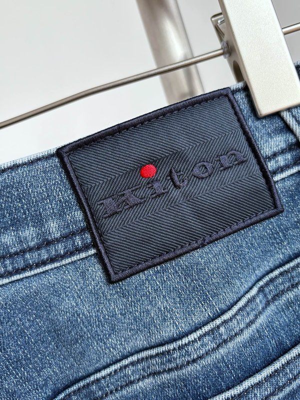 Kiton 라이트블루 하이엔드 데님 워시 진 001-202267
