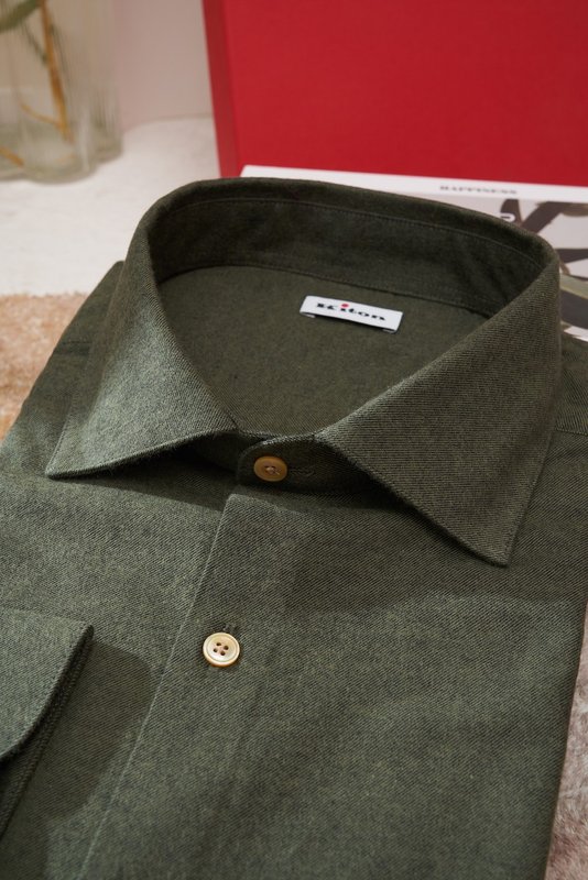 Kiton 남성 두꺼운 벨벳 셔츠 001-202366