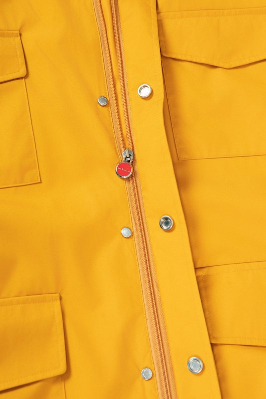 Kiton 스탠드 칼라 웨이스트 조절 가능 트렌치 재킷 001-202429
