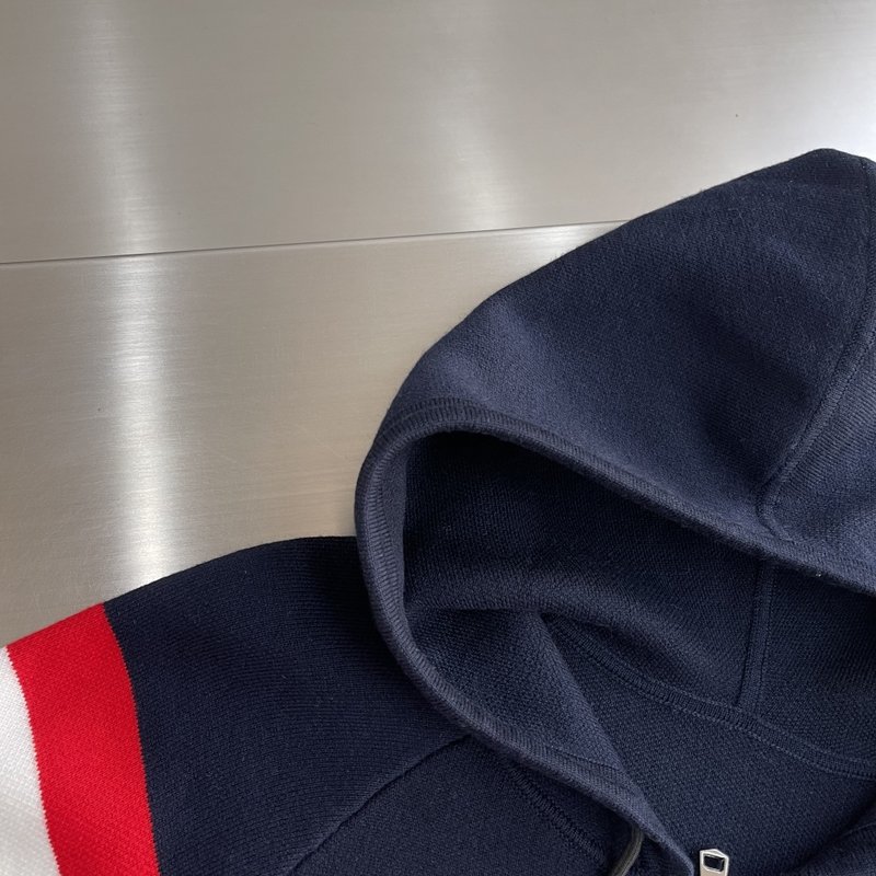 Kiton 가을 겨울 울 혼방 지퍼 후드 가디건 001-202434