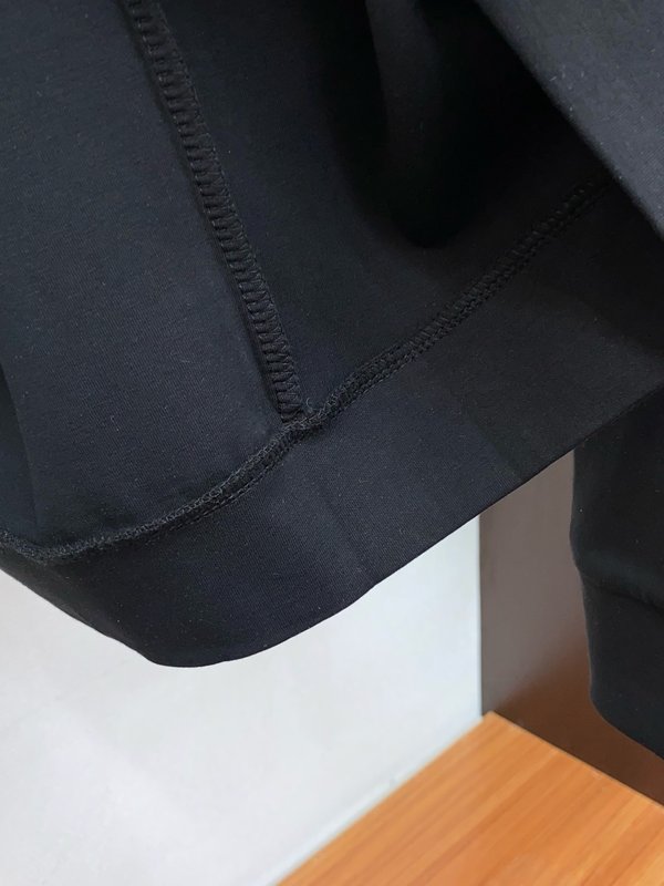 루이비통 남성 라운드넥 두꺼운 에어코튼 긴팔 후드티 001-202469