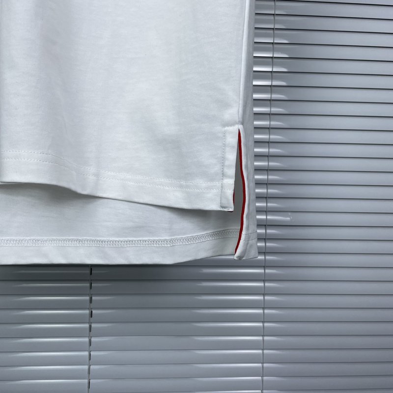 톰브라운 뱀의 해 한정판 자수 티셔츠 001-203340