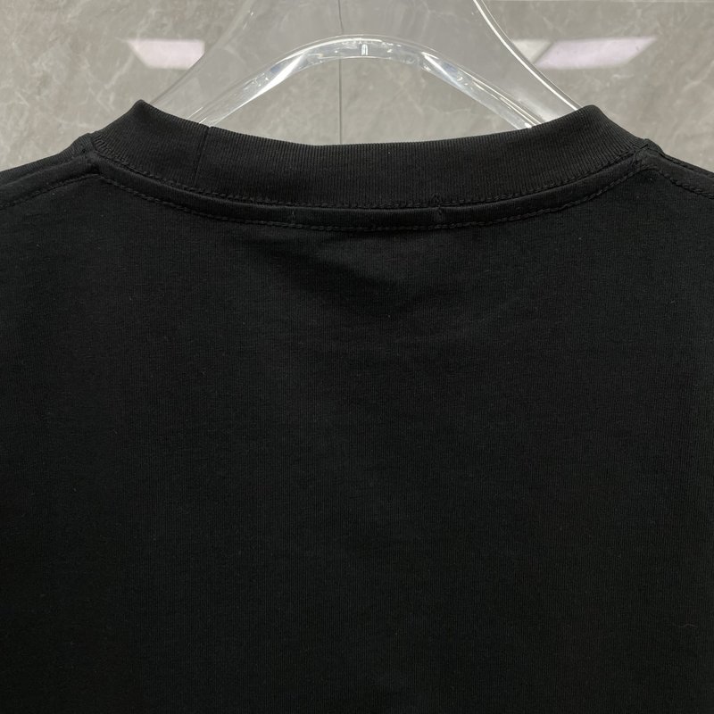 톰브라운 자수 커플 반팔 티셔츠 001-203417