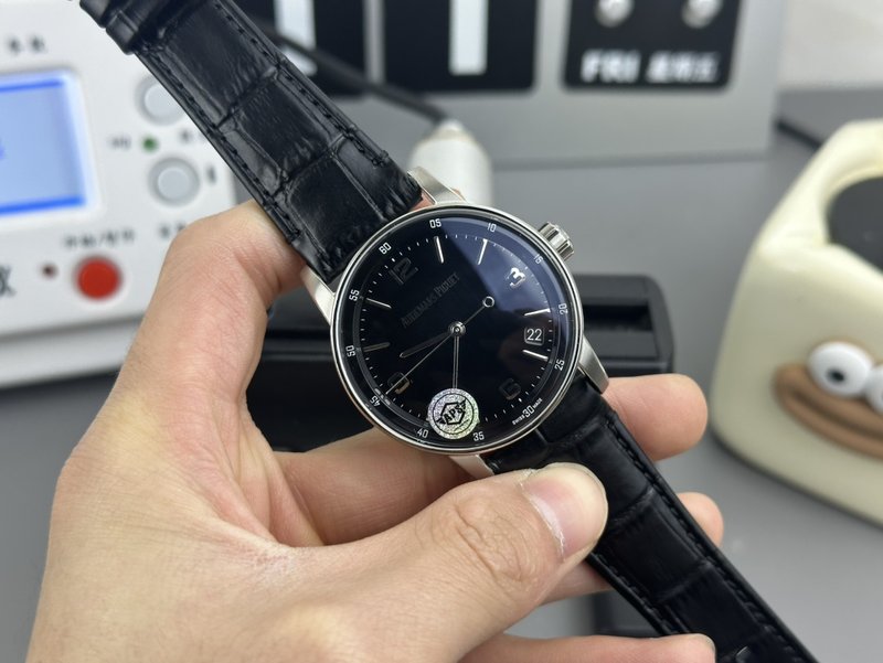 오데마 피게 블루 다이얼 오토매틱 시계 001-204823