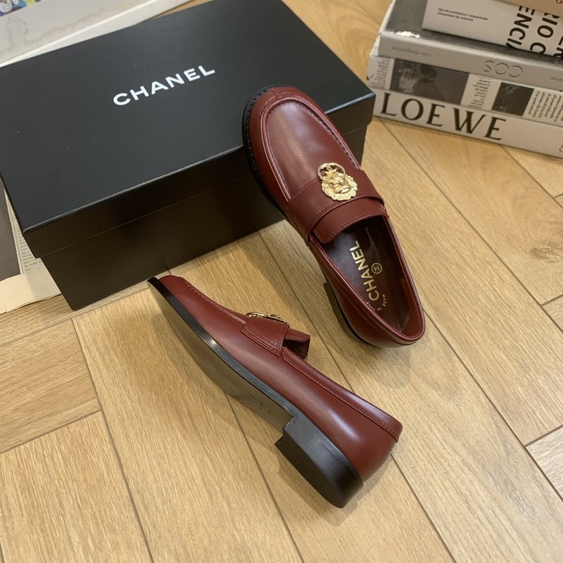 샤넬 빈티지 라운드 토 로퍼 001-205685
