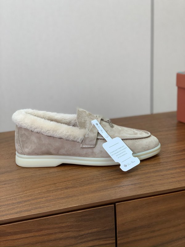 로로 피아나 양모 칼라 로퍼 슈즈 001-206230