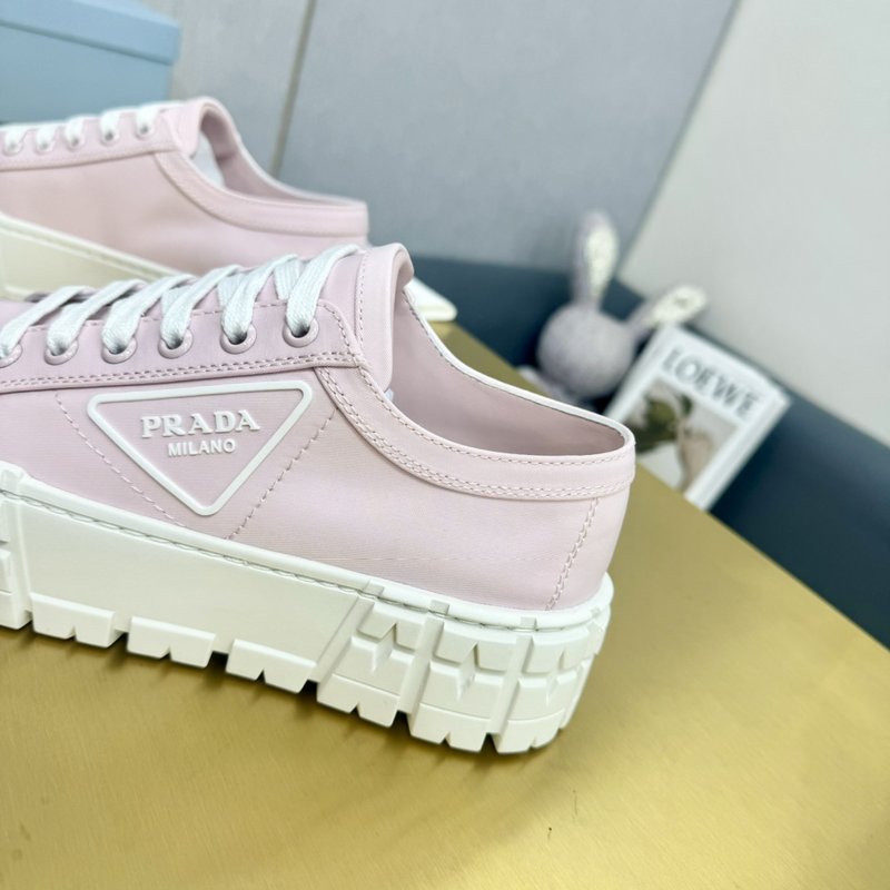 프라다 로고 프린트 두꺼운 밑창 캔버스 캐주얼 슈즈 001-206499