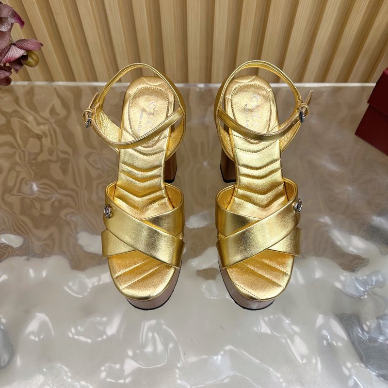 구찌 우드 플랫폼 굽 높은 샌들 001-206606