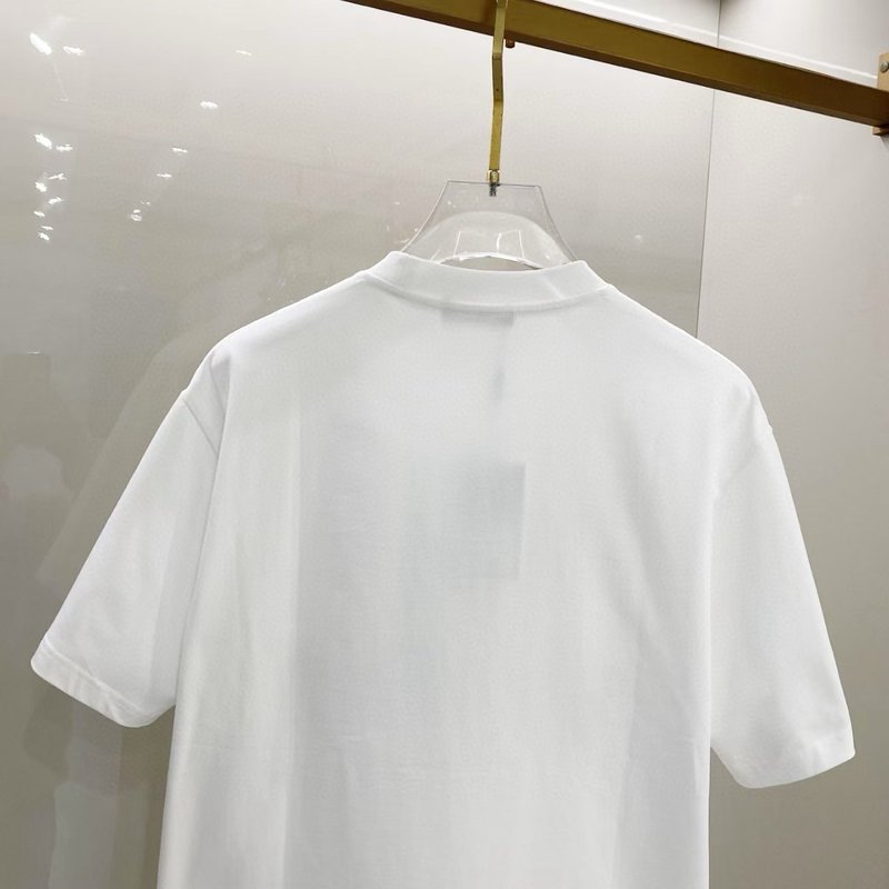 버버리 루즈핏 반팔 티셔츠 001-206827