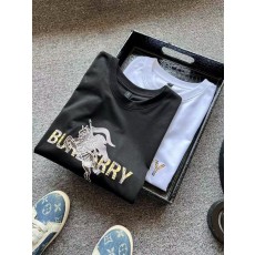 버버리 실크 라운드넥 반팔 티셔츠 001-206847