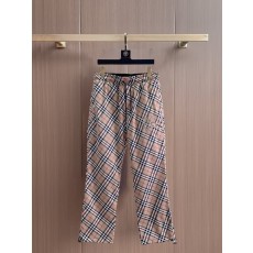 버버리 클래식 로고 캐주얼 팬츠 001-206934