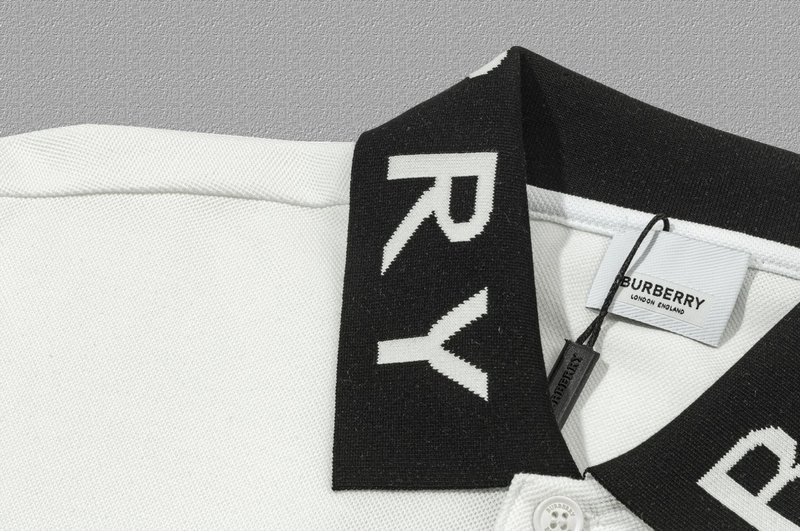 버버리 남성 반팔 폴로 셔츠 001-207109
