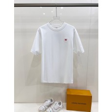 셀린 스몰 로고 자수 라운드넥 면 티셔츠 001-208489
