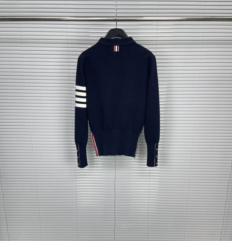 톰브라운 클래식 4 바 스트라이프 면 카디건 001-208557