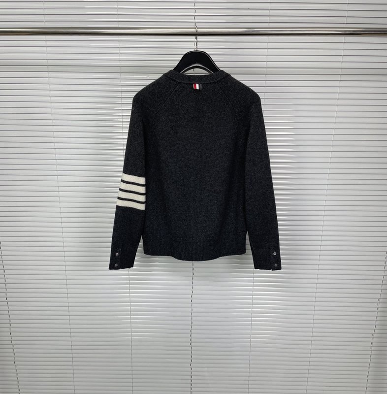 톰브라운 100% 울 V 넥 카디건 001-208848