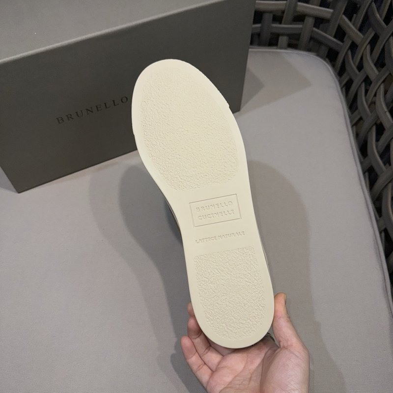 브루넬로 쿠치넬리 P670 남성 스웨이드 슈즈 001-209565