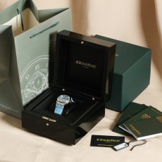 오디게 피게 호수 블루 시계 001-211367