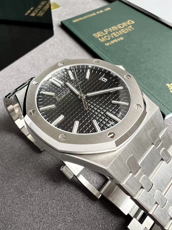 오데마 피게 로얄 오크 남성 기계식 시계 001-211731