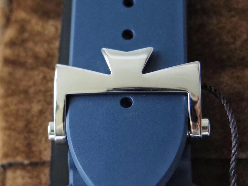 바쉐론 콘스탄틴 오버시즈 멀티펑션 시계 001-212287