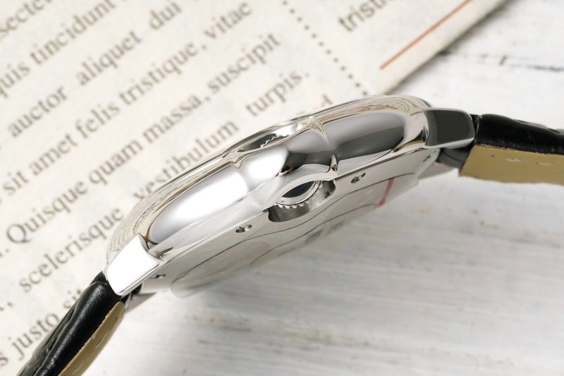 까르띠에 발롱블루 33mm 쿼츠 시계 001-212454