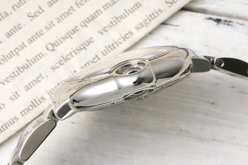 까르띠에 발롱블루 33mm 쿼츠 시계 001-212456