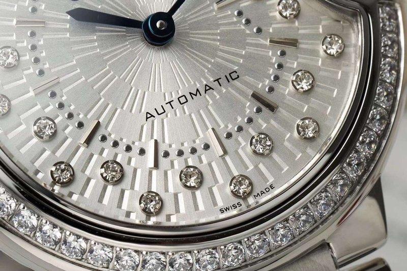 까르띠에 발롱블루 33mm 스테인리스 스틸 시계 001-212520