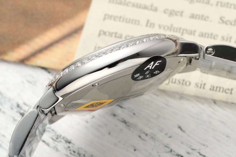 까르띠에 발롱블루 33mm 스테인리스 스틸 시계 001-212520