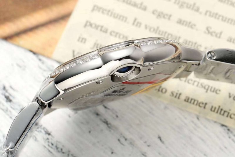 까르띠에 발롱블루 33mm 스테인리스 스틸 시계 001-212520