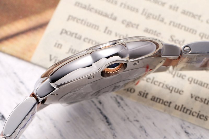까르띠에 발롱블루 33mm 스테인리스 스틸 시계 001-212569