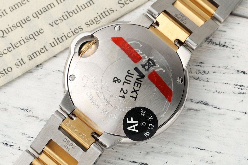 까르띠에 발롱블루 28mm 쿼츠 시계 001-212578