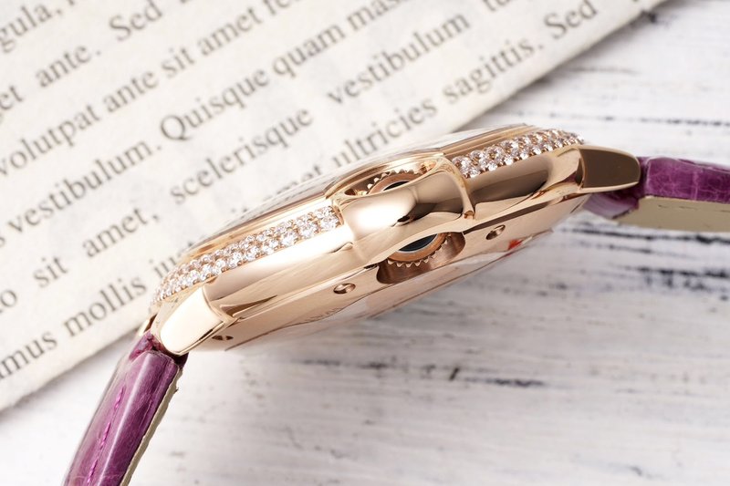 까르띠에 발롱 블루 33mm 스테인리스 스틸 시계 001-212636