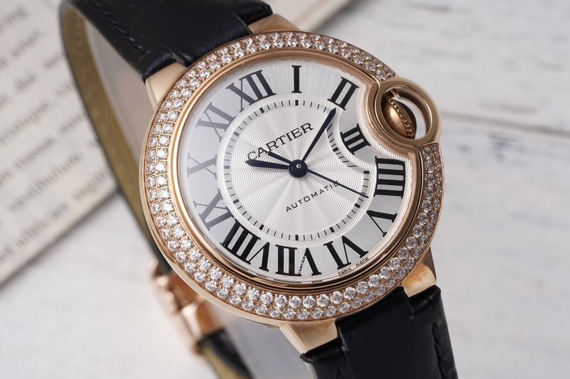 까르띠에 발롱블루 33mm 여성 시계 001-212644