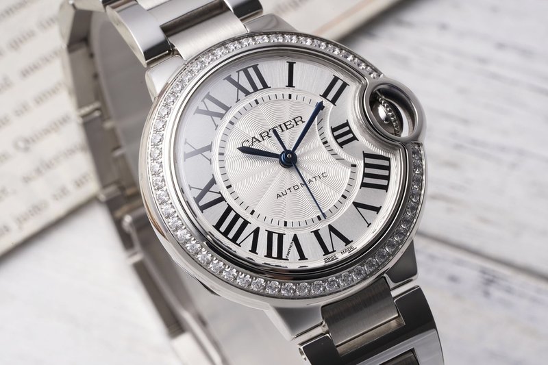 까르띠에 발롱 블루 33mm 스테인리스 스틸 시계 001-212645